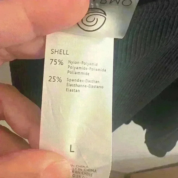 NWT Charmo Scalloped Ribbed One-Piece Swimsuit - Picture 4 of 4